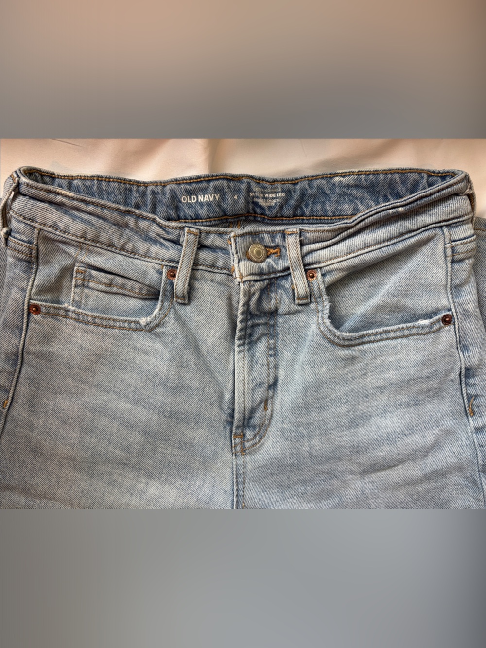 Old Navy Light Wash Ski Hi Wide Leg Jeans Sz 4